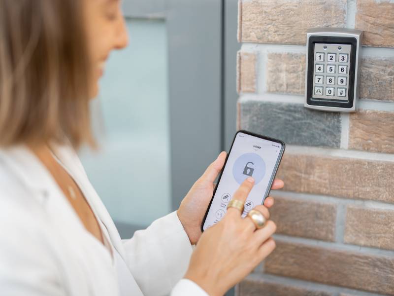 Kwikset Smart Lock: Revolutionizing Home Security with Modern Technology