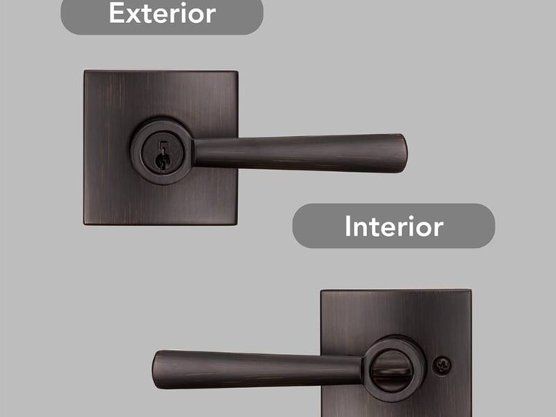 Baldwin Spyglass Entry Door Handle Reversible Lever with Lock Featuring SmartKey