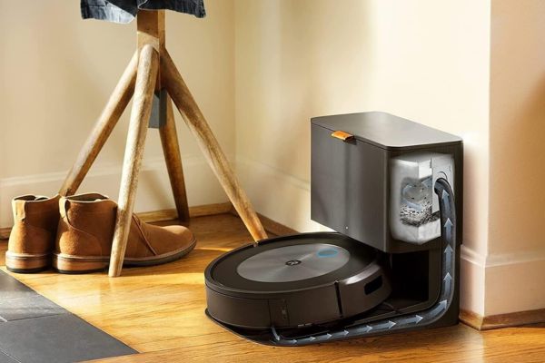 iRobot Roomba i7+ Review Smart Cleaning for Modern Homes